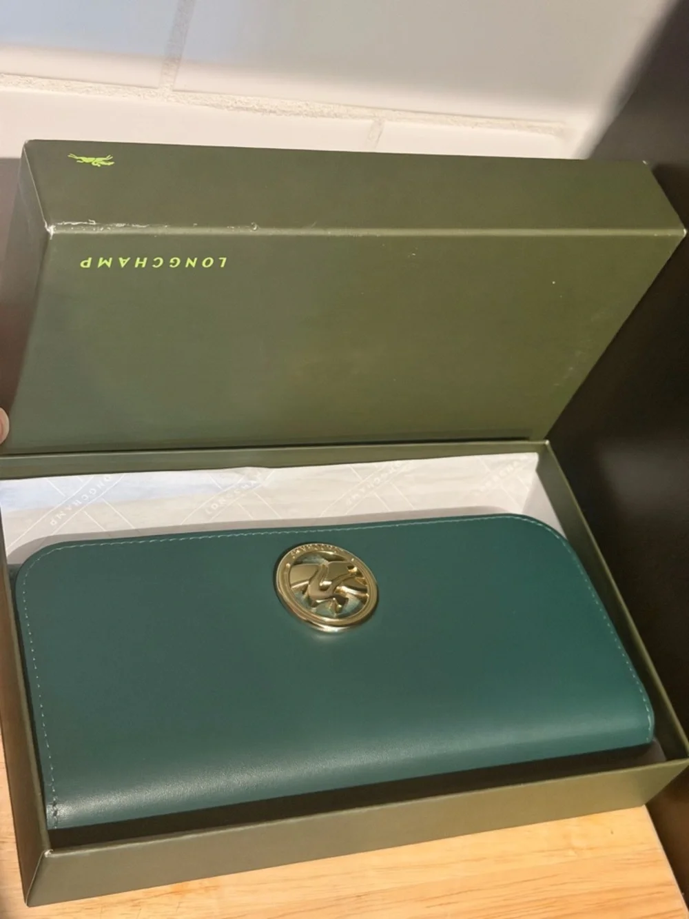 Longchamp Long Continental Box-Trot Purse‎